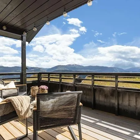 Διαμέρισμα Newer With Beautiful View And 3 Bedrooms Voss