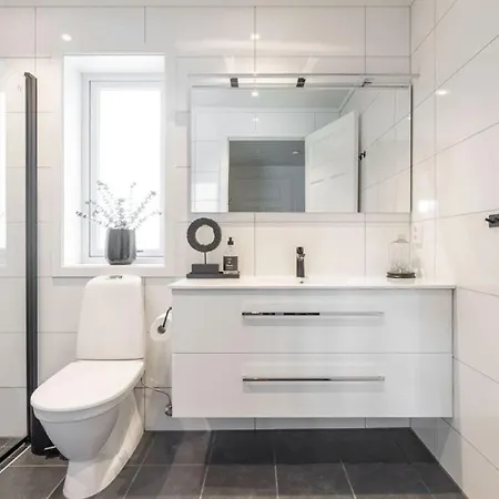 Διαμέρισμα Newer With Beautiful View And 3 Bedrooms