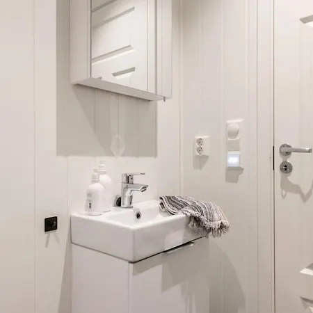 Διαμέρισμα Newer With Beautiful View And 3 Bedrooms *